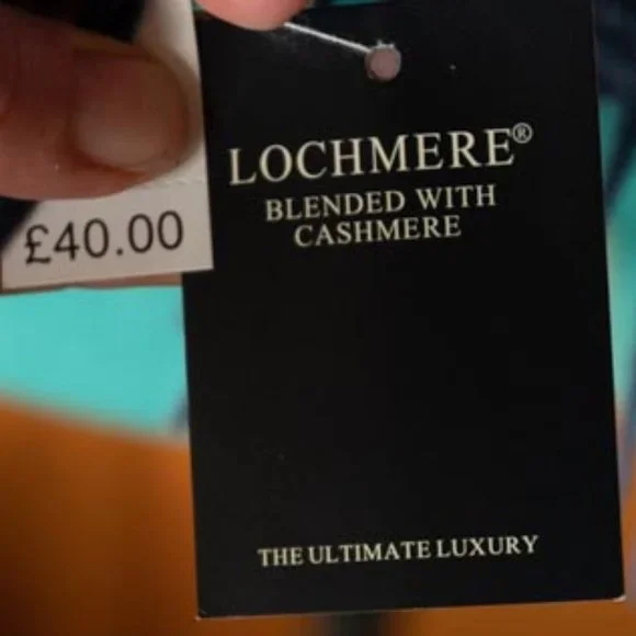 Lochmere Cashmire Blend Made in Scotland Blue Shawl unisex